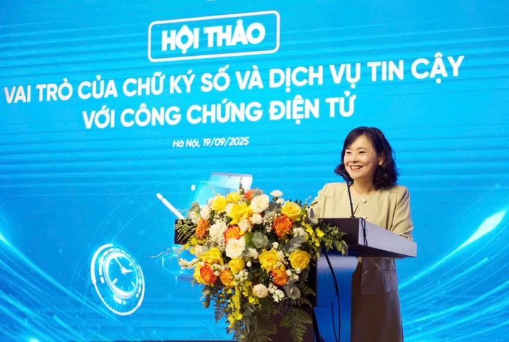 VAI TRÒ CỦA CHỮ KÝ SỐ VÀ DỊCH VỤ TIN CẬY TRONG CÔNG CHỨNG ĐIỆN TỬ